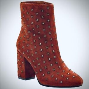 🛍️Lucky Brand Women's Metal Studded Suede Boots